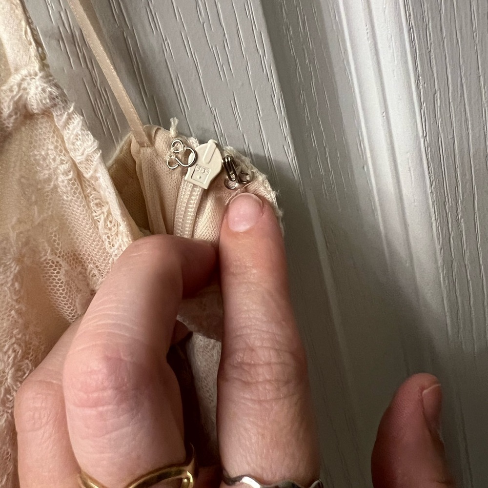 Free the Roses Cream Lace Dress - Picture 5 of 6